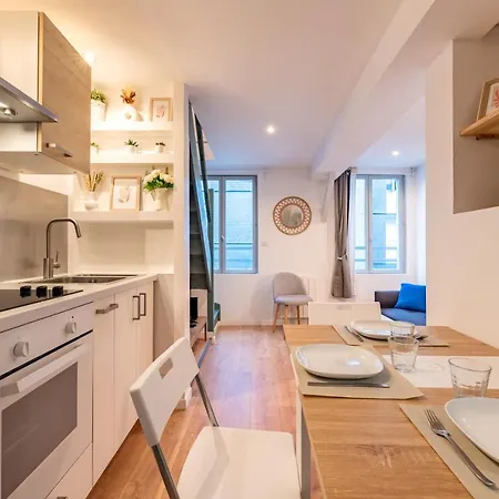 2 Pieces - Centre Apartment